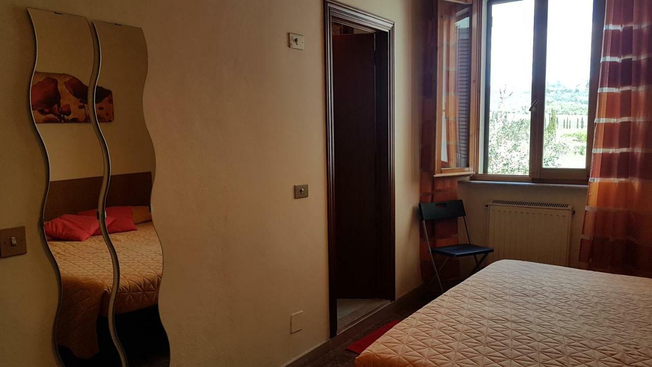 Valle Degli Etruschi B&B Grilli Bagian luar foto
